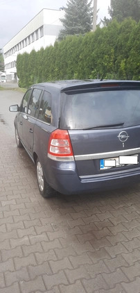 Opel Zafira cena 13777 przebieg: 237350, rok produkcji 2010 z Skoczów małe 232